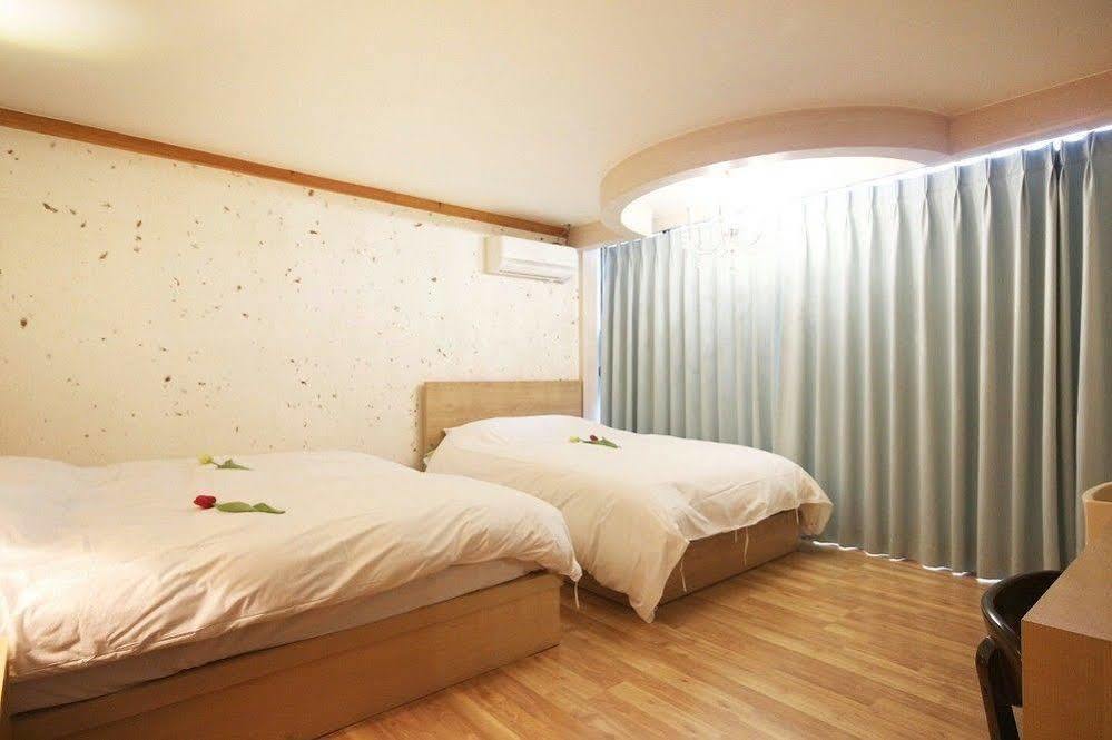 Jeonju Tourist Hotel Zewnętrze zdjęcie
