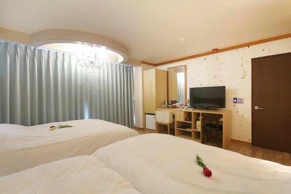 Jeonju Tourist Hotel Zewnętrze zdjęcie